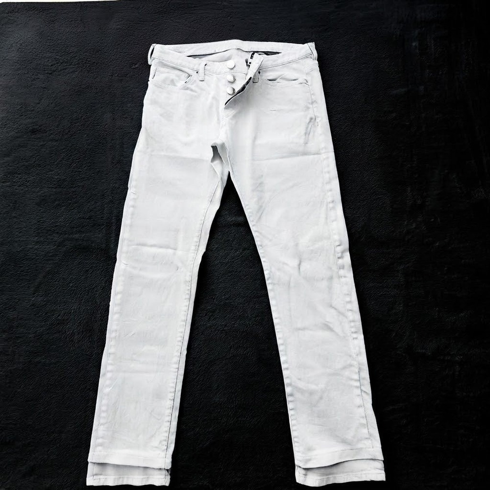 H&M Denim Jeans Mens 33W 30L White Organic Cotton Pants Slim Low Rise Button Fly